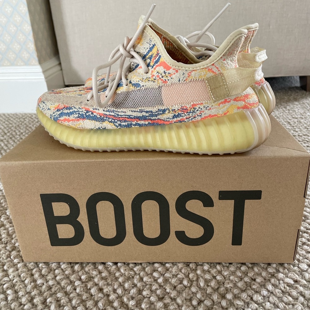 Yeezy Boost 350 sneakers size 8